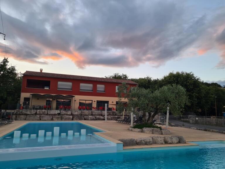 Rev'Othijol Vacances Saint Alban Auriolles Exterior photo